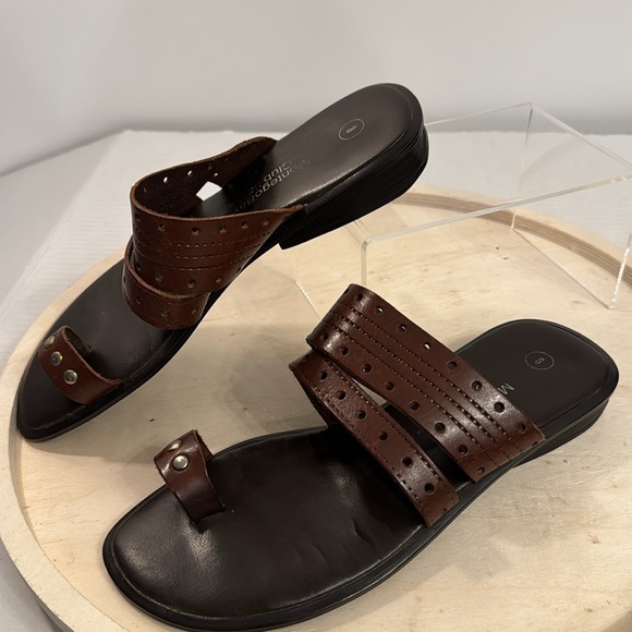 Montego Bay Club Leather Slid Sandals - Picture 3 of 8